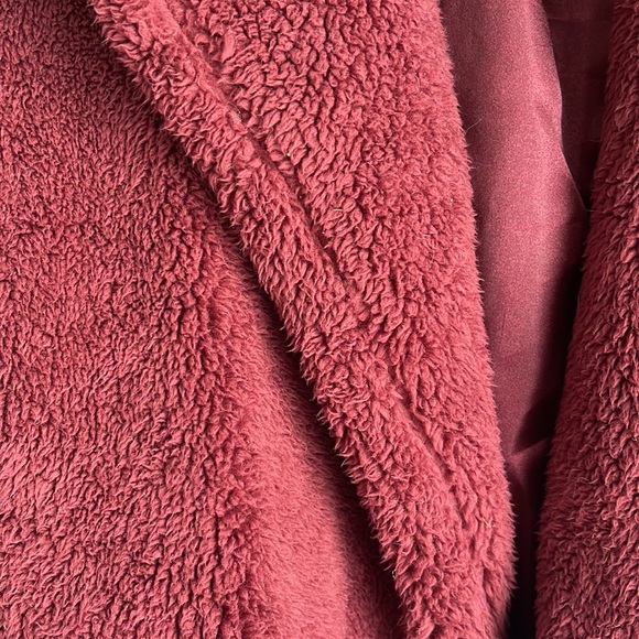 Charlotte Russe Maroon Teddy Coat NWOT - Picture 3 of 5